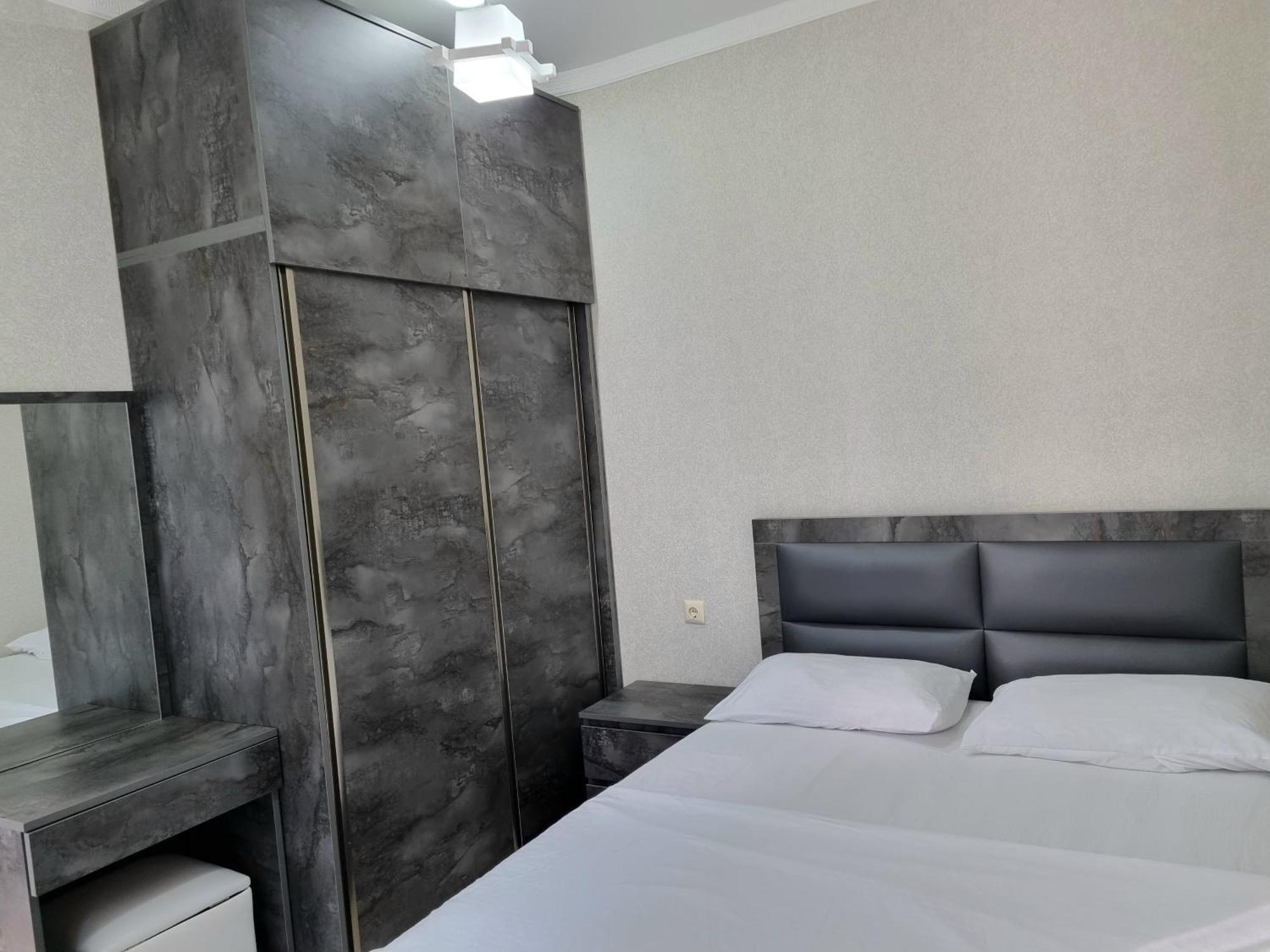 Sea Apartment Батуми Экстерьер фото
